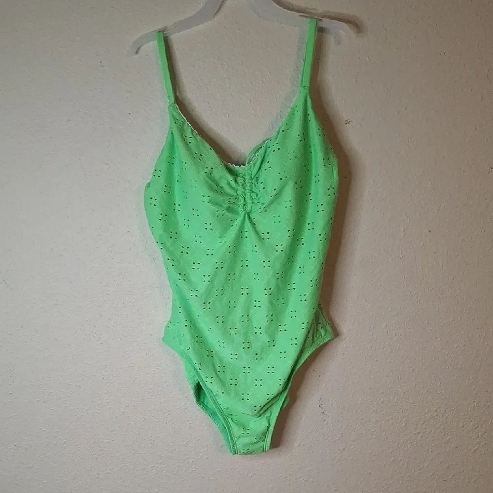 Time and Tru Light Green Eyelet Swimsuit size large